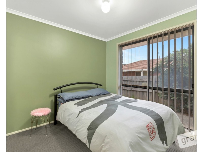 10 Wilmott Close, Berwick VIC 3806
