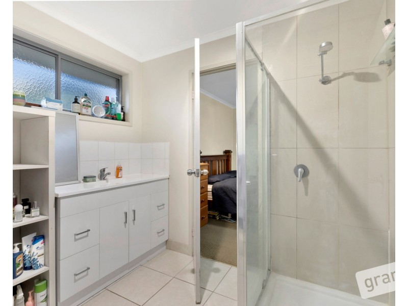 10 Wilmott Close, Berwick VIC 3806