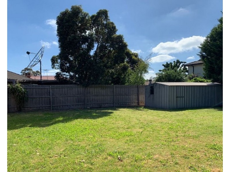 6 Hedley Place, Hampton Park VIC 3976