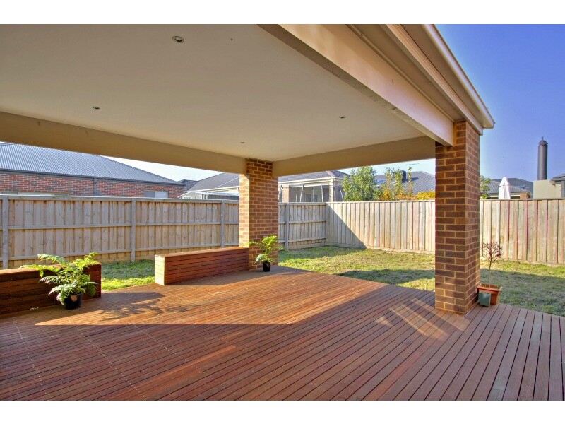 86 Wurundjeri Boulevard, Berwick VIC 3806