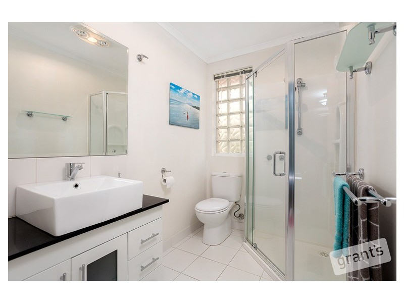 6 Gifford Close, Berwick VIC 3806