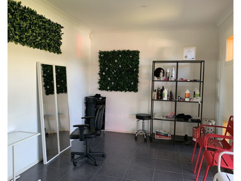 16 Lia Amie Place, Berwick VIC 3806