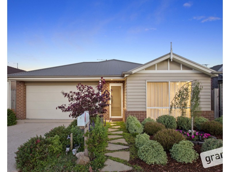 21 Lexington Crescent, Officer VIC 3809