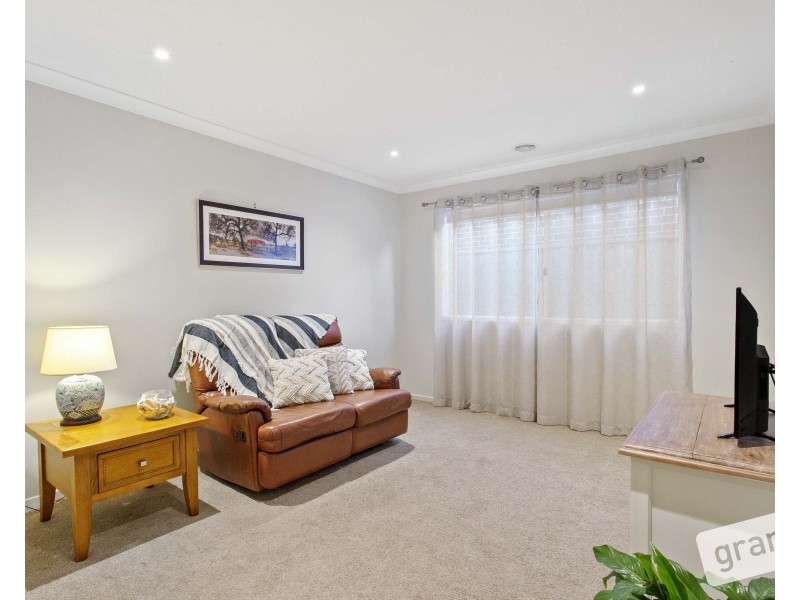 21 Lexington Crescent, Officer VIC 3809