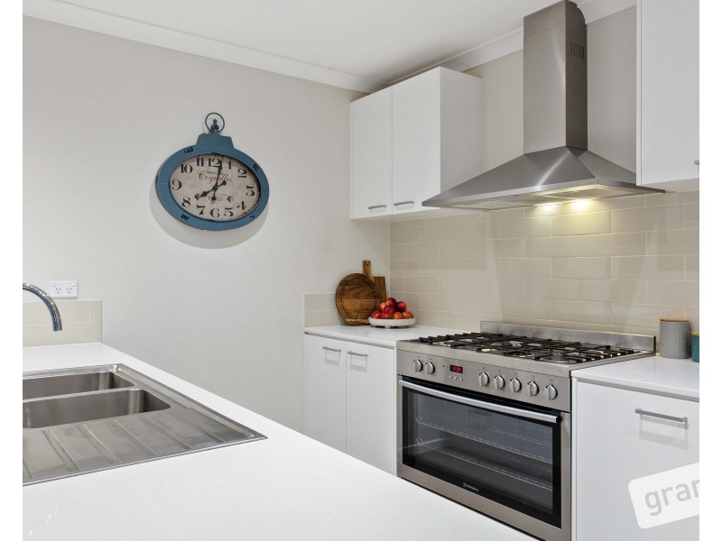 21 Lexington Crescent, Officer VIC 3809