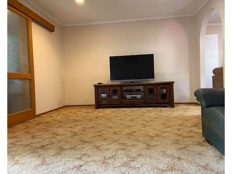 87 Marylyn Place, Cranbourne VIC 3977
