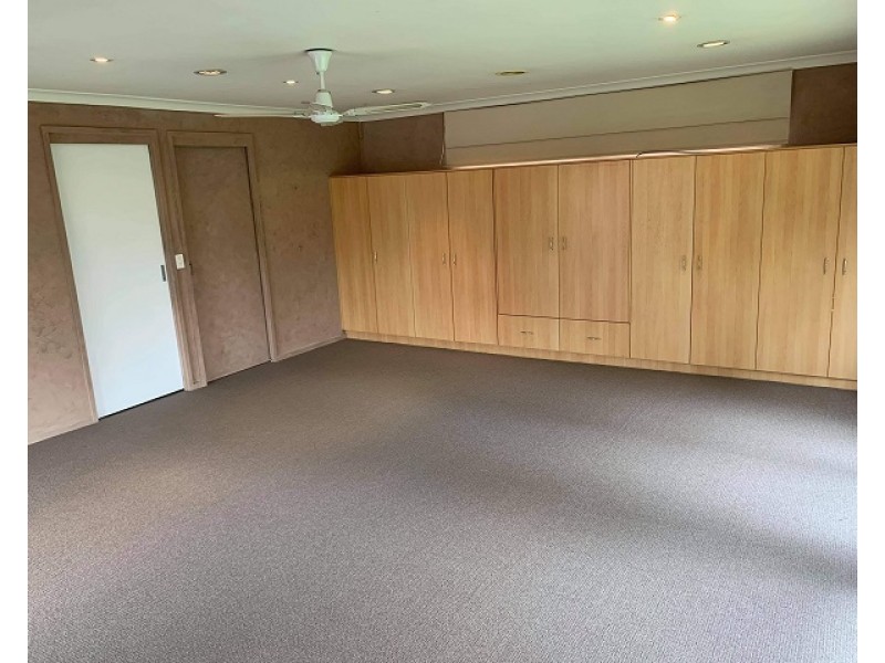 87 Marylyn Place, Cranbourne VIC 3977