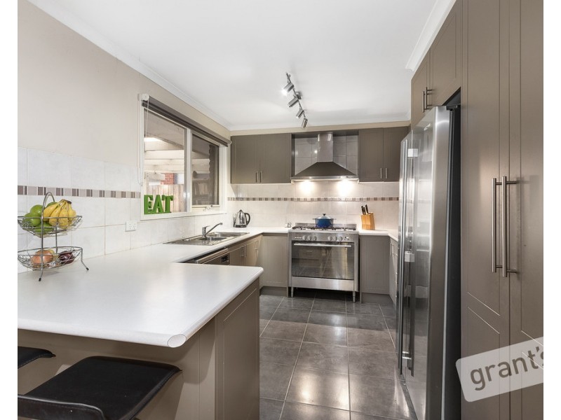 49 Homestead Road, Berwick VIC 3806