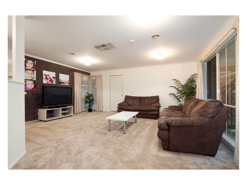 38 Shinners Avenue, Berwick VIC 3806