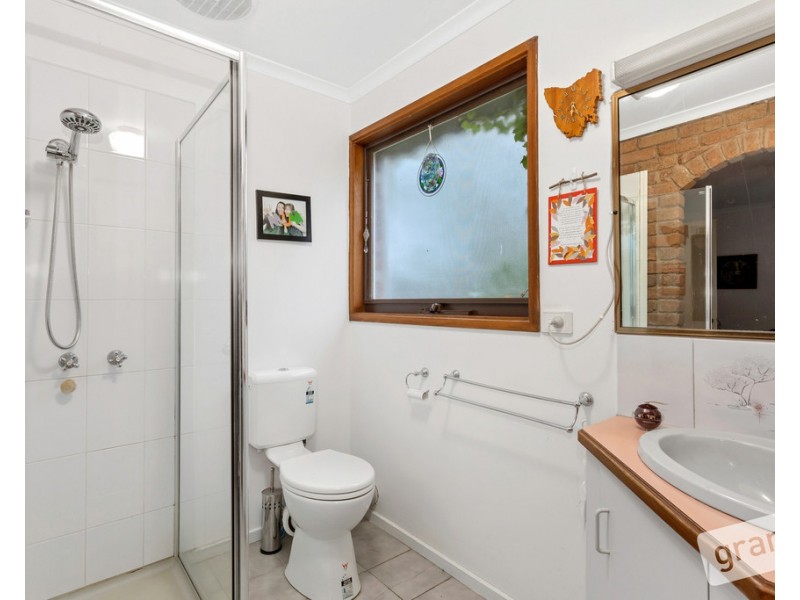 34 Strathavan Drive, Berwick VIC 3806