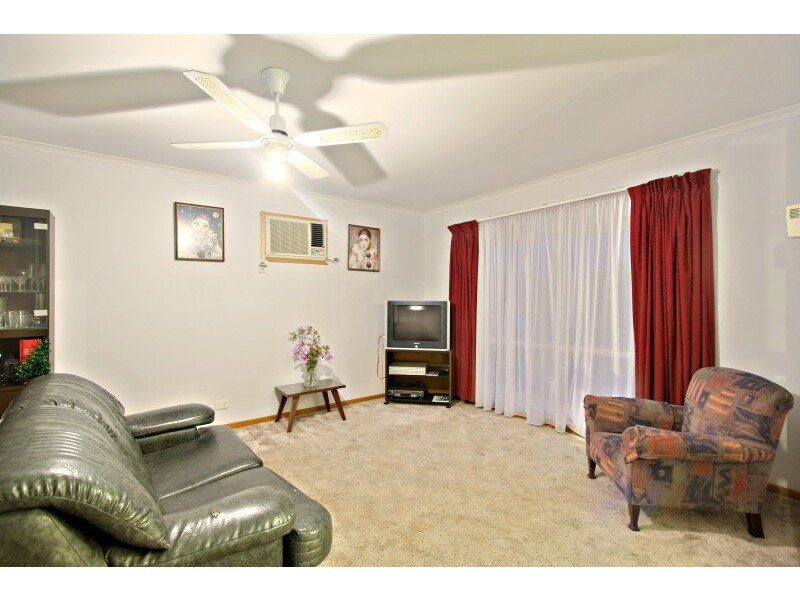 13 Cottswold Avenue, Narre Warren VIC 3805