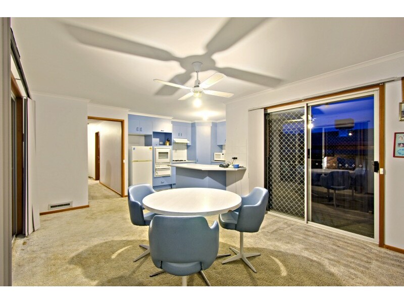 13 Cottswold Avenue, Narre Warren VIC 3805