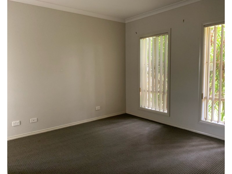 11 Norwich Drive, Berwick VIC 3806