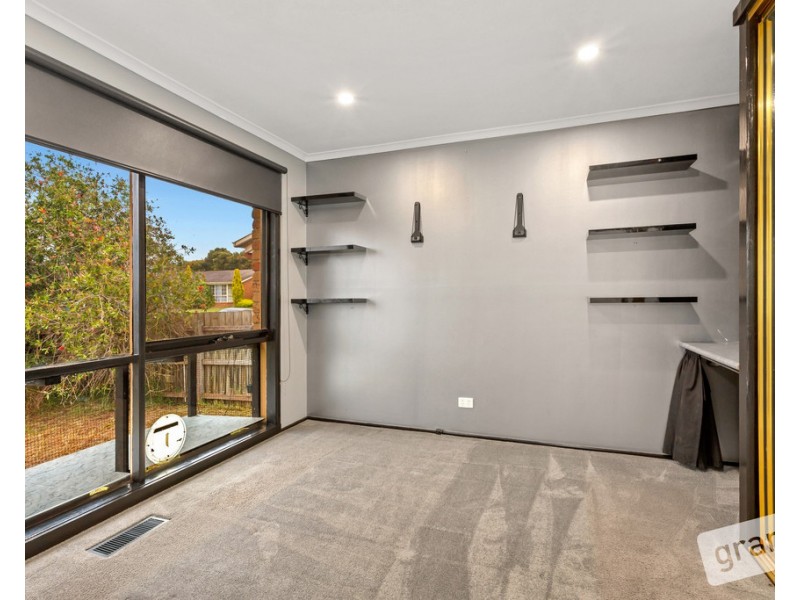 52 Blackwood Drive, Narre Warren VIC 3805