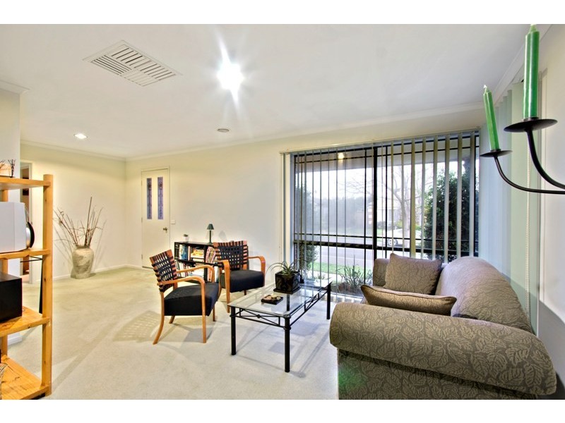 2 Lighthorse Crescent, Narre Warren South VIC 3805