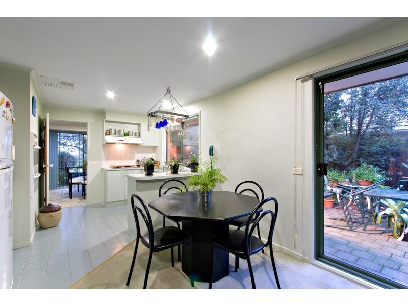 2 Lighthorse Crescent, Narre Warren South VIC 3805