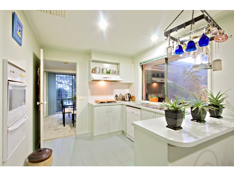 2 Lighthorse Crescent, Narre Warren South VIC 3805