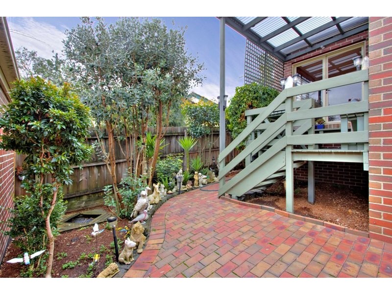 1/11 Rutland Road, Berwick VIC 3806