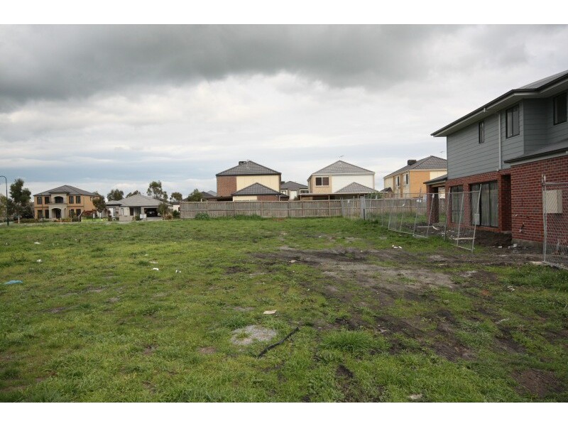 59 (Lot 714) Jamieson Way, Berwick VIC 3806