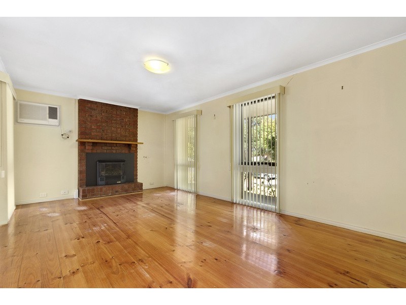 3 Carluke Court, Berwick VIC 3806