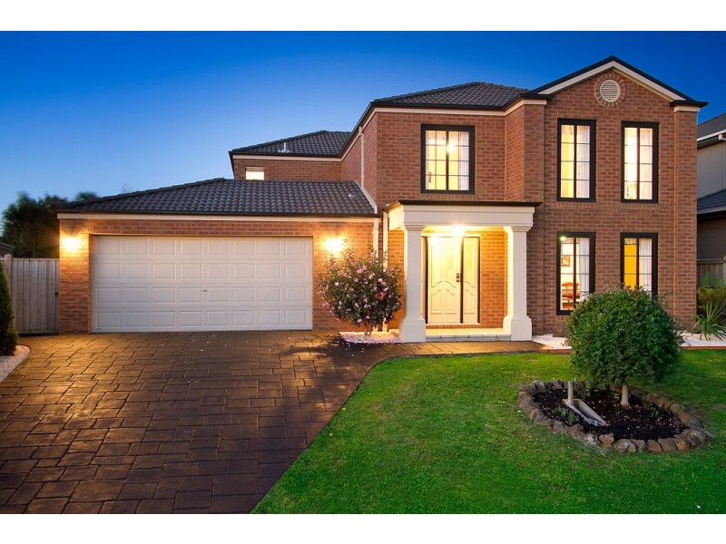 90 Robinswood Parade, Narre Warren South VIC 3805