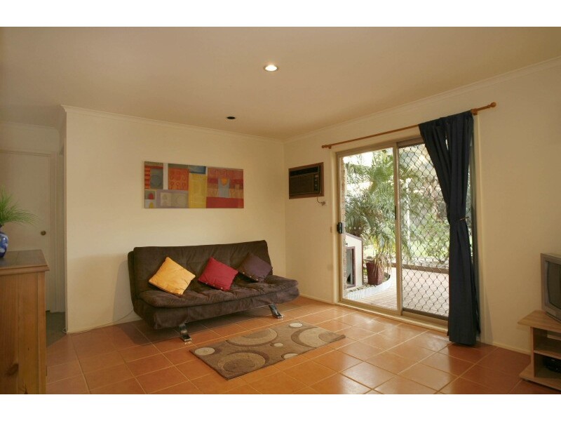 14 Ellindale Close, Hampton Park VIC 3976