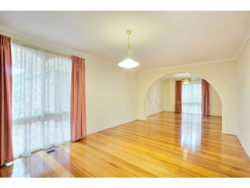 10 Simpson Court, Hallam VIC 3803