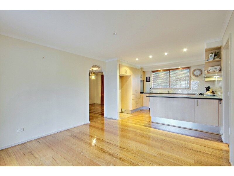 10 Simpson Court, Hallam VIC 3803