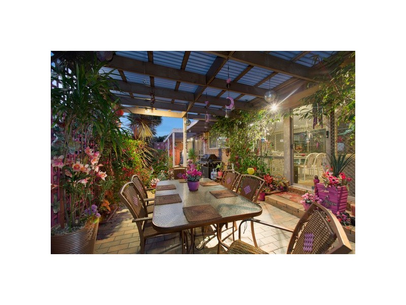 7 Neilian Retreat, Berwick VIC 3806