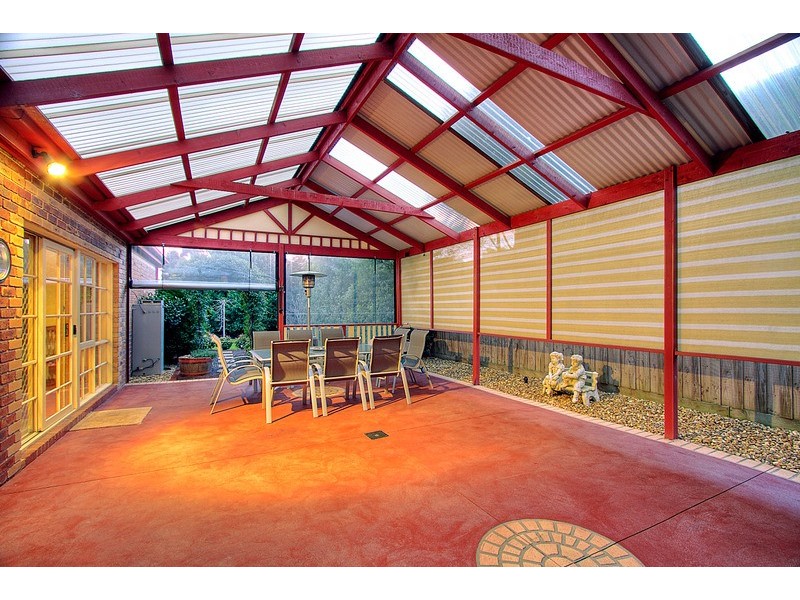 19 Grant Close, Berwick VIC 3806