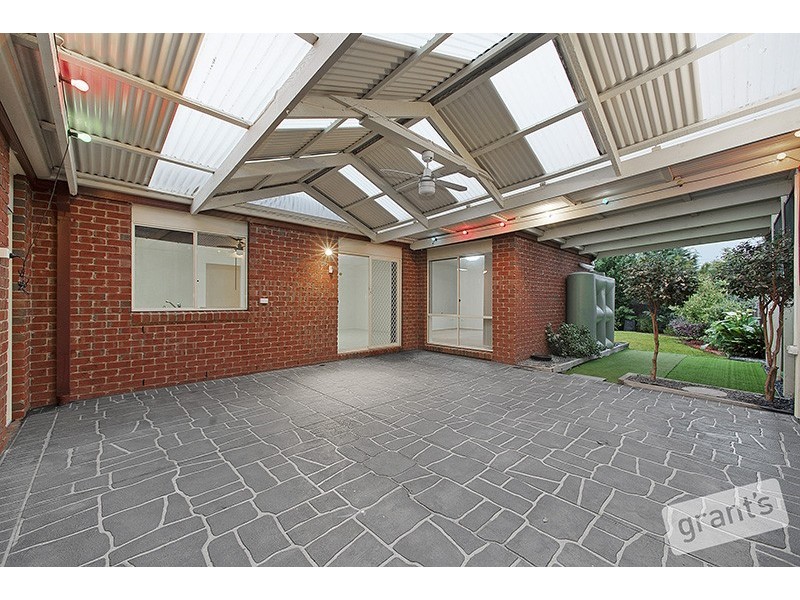 41 John Fisher Drive, Berwick VIC 3806