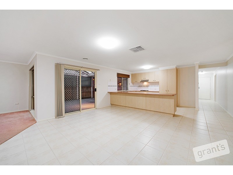 41 John Fisher Drive, Berwick VIC 3806