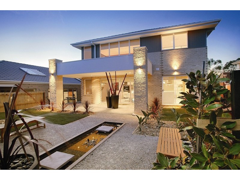 94 Bridgewater Boulevard, Berwick VIC 3806