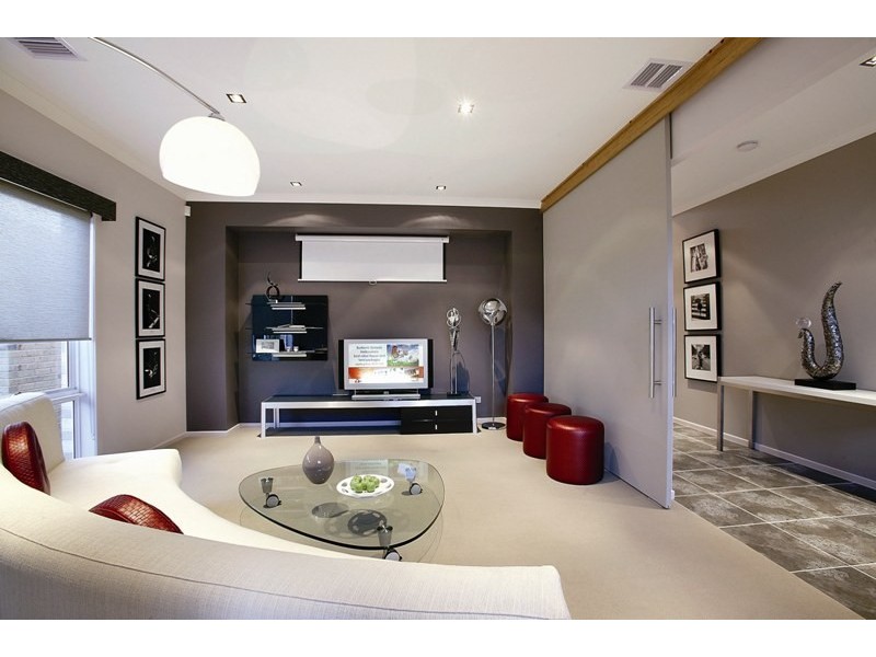 94 Bridgewater Boulevard, Berwick VIC 3806