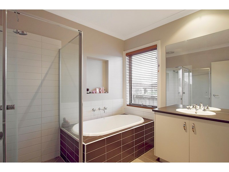 5 Duke Street, Berwick VIC 3806