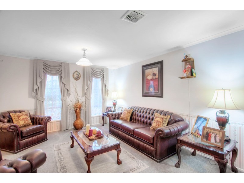 17 Quail Court, Narre Warren South VIC 3805