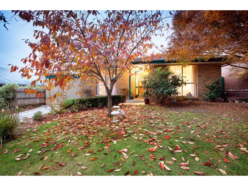 15 Howitt Court, Berwick VIC 3806