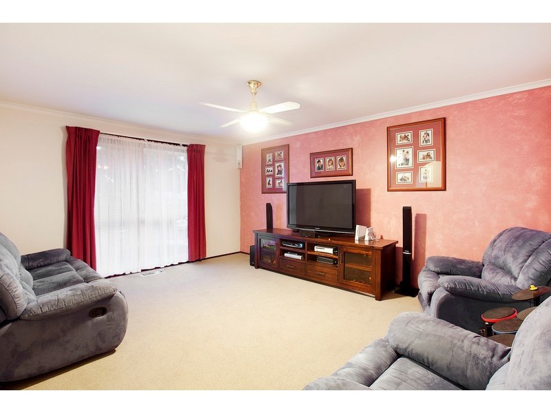 15 Howitt Court, Berwick VIC 3806