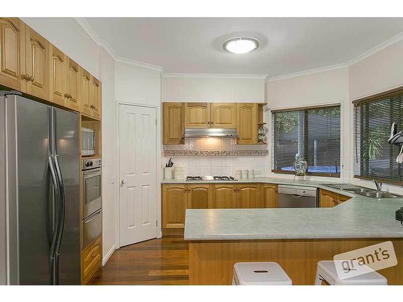 7 Ardblair Terrace, Narre Warren South VIC 3805