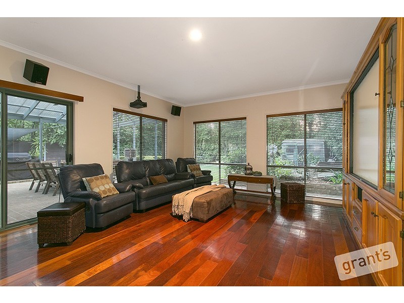 7 Ardblair Terrace, Narre Warren South VIC 3805