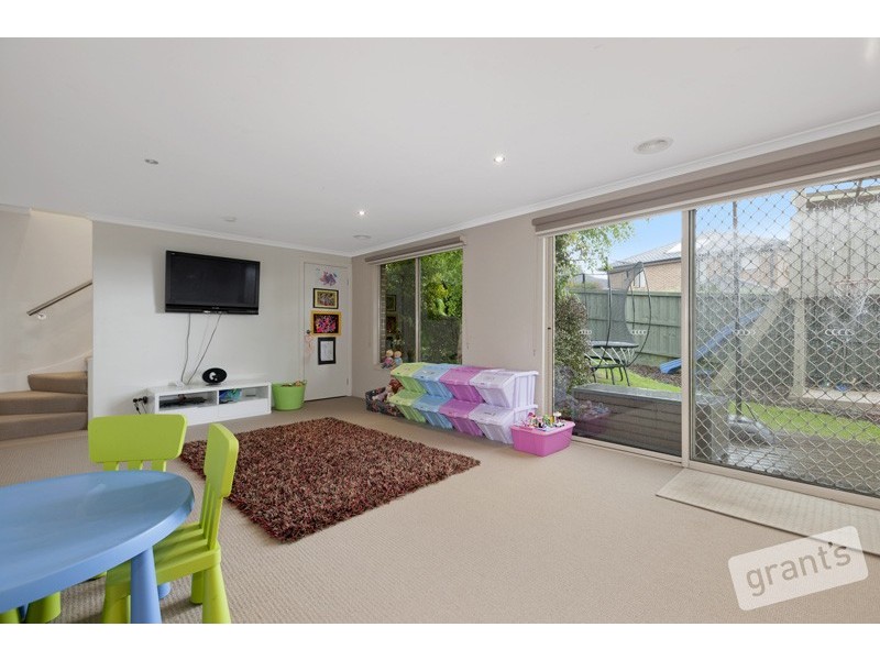 33 Viewgrand Drive, Berwick VIC 3806