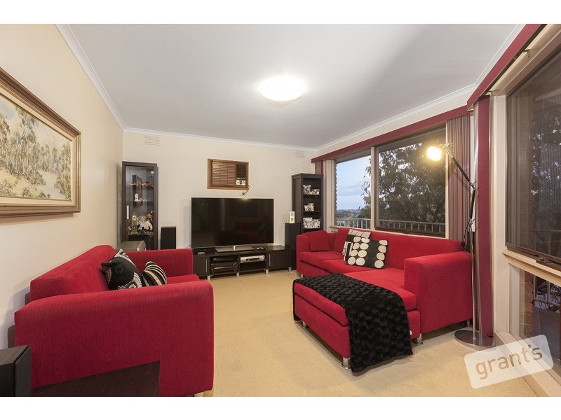 32 Kramer Drive, Berwick VIC 3806