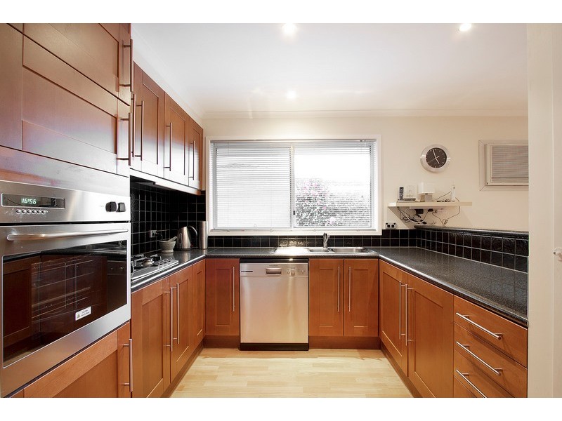 6 Nangwarry Court, Berwick VIC 3806