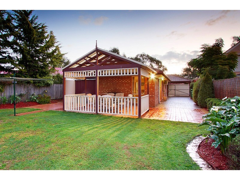 6 Nangwarry Court, Berwick VIC 3806