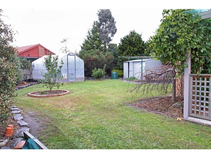 26 Coolong Avenue, Berwick VIC 3806