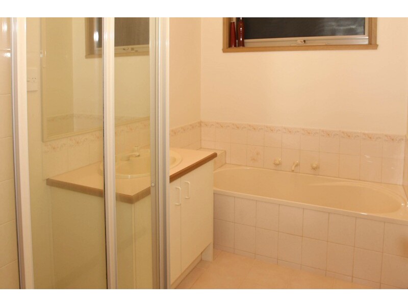 26 Coolong Avenue, Berwick VIC 3806