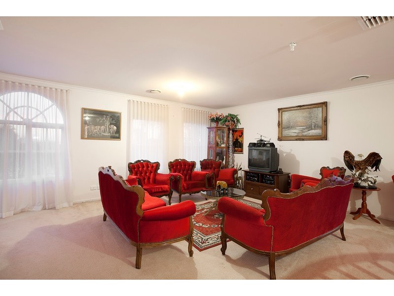 4 Cullen Close, Berwick VIC 3806