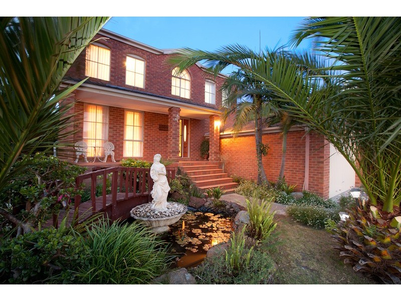 4 Cullen Close, Berwick VIC 3806