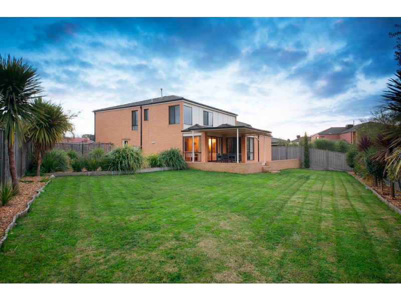 34 Ellen Road, Narre Warren South VIC 3805