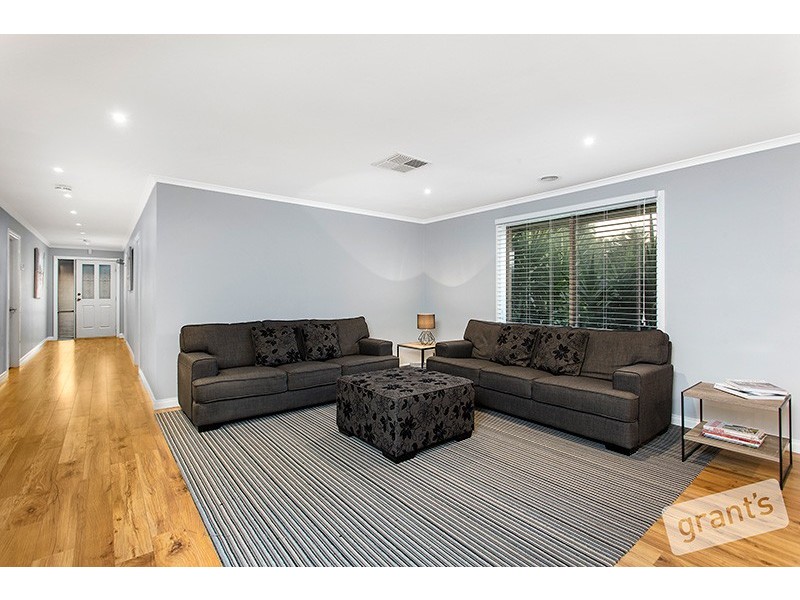 4 Hickory Drive, Narre Warren South VIC 3805